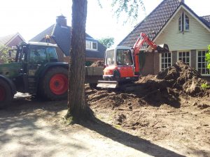 Afgraven tuin en zandafvoer